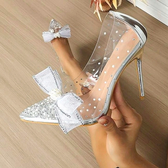 SHEIN Shoes - New Shein Boutique Silver & Clear Vinyl Stiletto Heels w/Embellished Bow EU 42